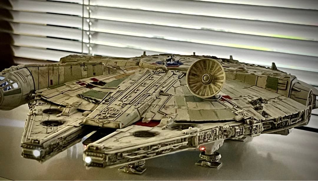 完成　N.Y.さま専用　バンダイ　ミレニアムファルコン　プラモデル