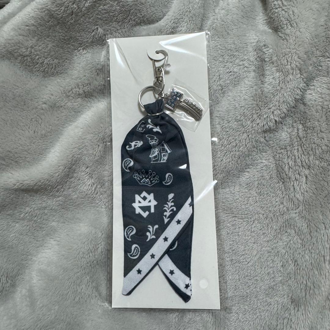 MAZZEL SEITO バンダナキーホルダー - メルカリ