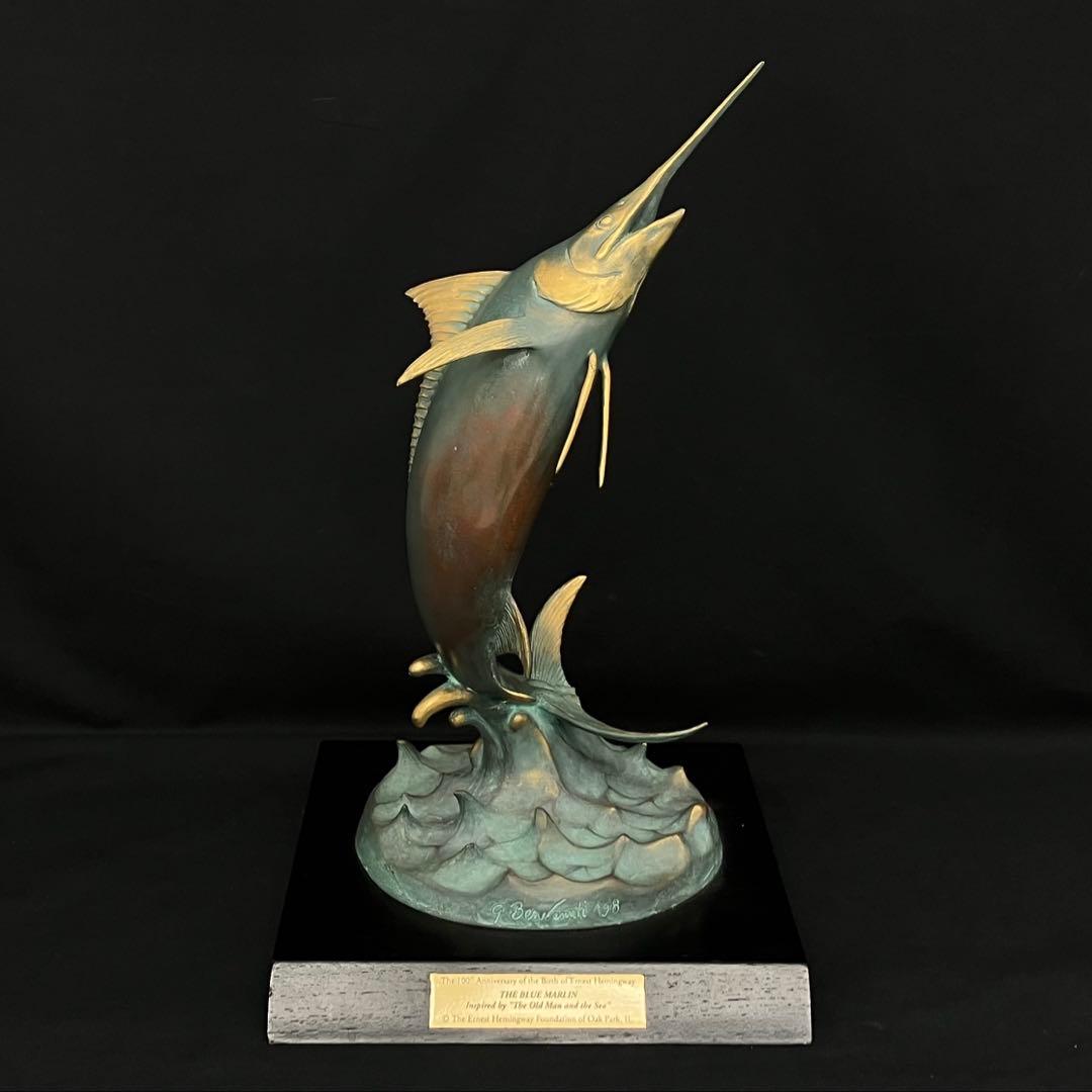 ヘミングウェイ 生誕100周年記念 老人と海 カジキ ブロンズ像 62/1999
