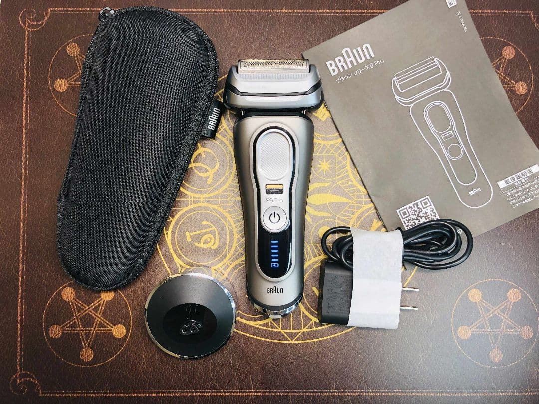 【ワンちゃん】ブラウン シリーズ9 Pro 9417ｓメンズ電気シェーバー ワンちゃん様専用】ブラウン シリーズ9 Pro 9417sメンズ電気