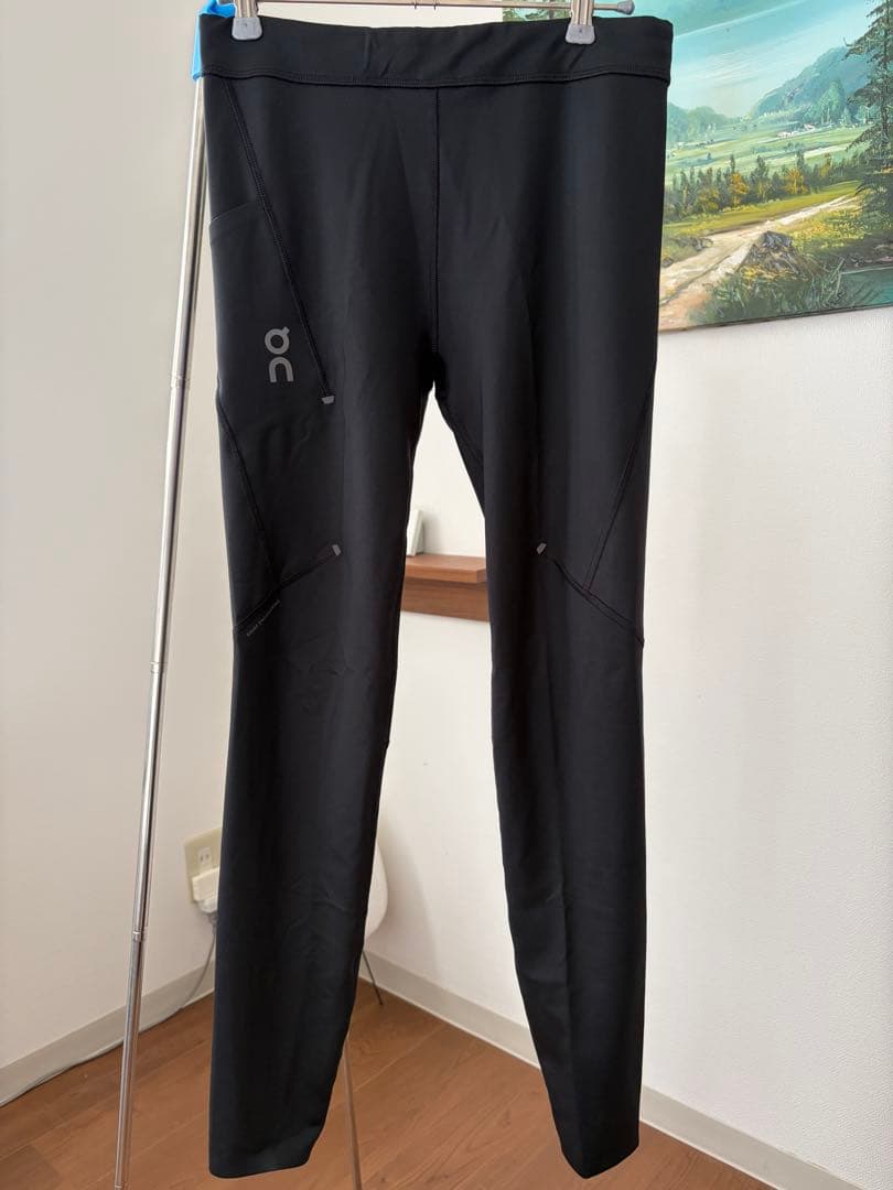 On Performance Tights Sサイズ