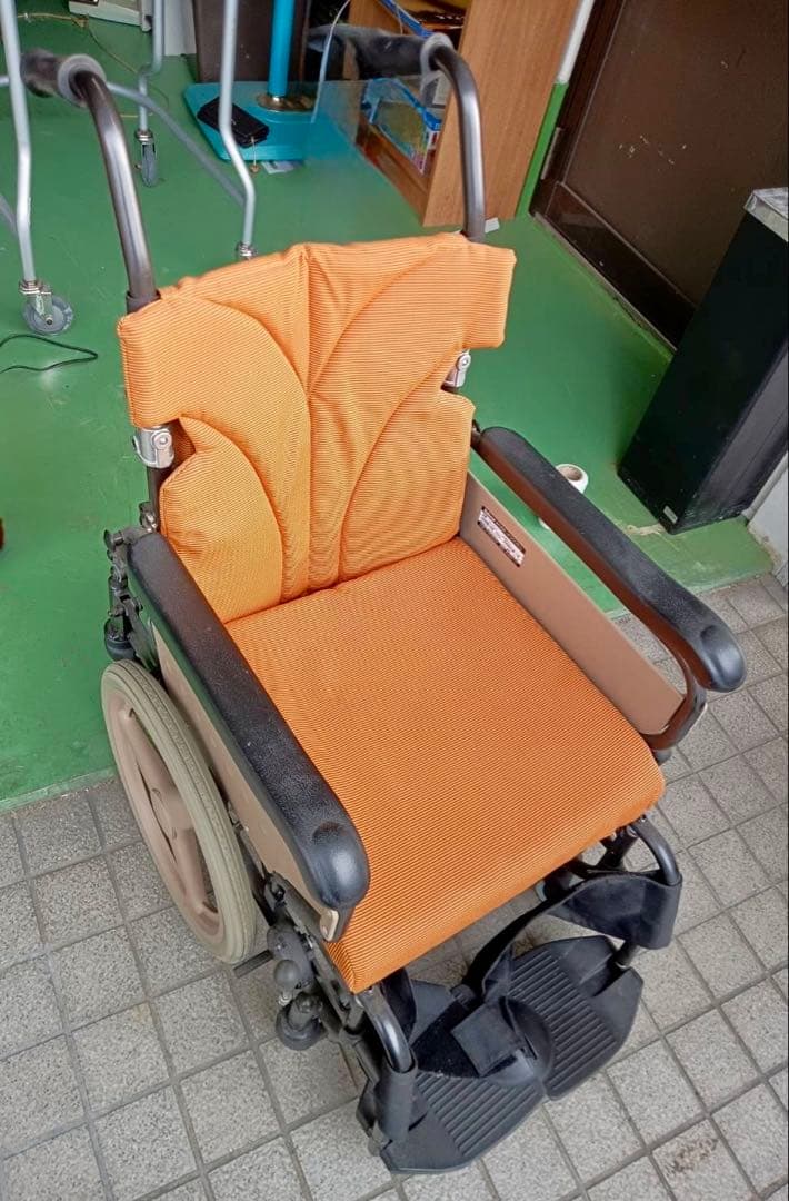 介助用車椅子