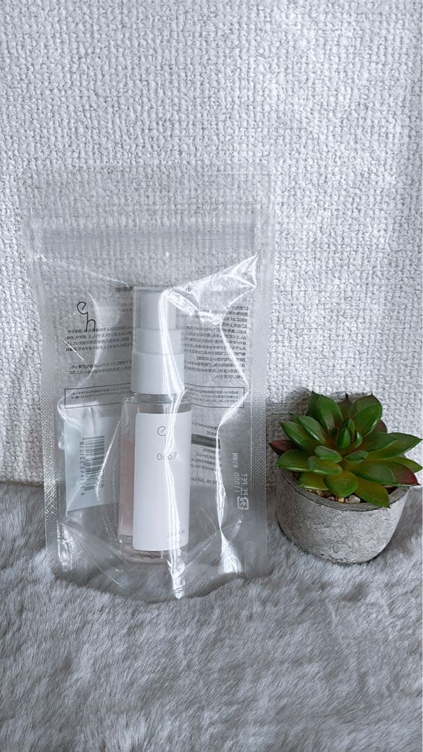 eh0667 エッセンス25ml (美容液)