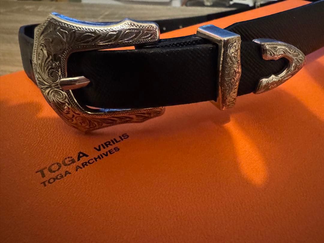 TOGA VIRILIS ブラックベルト