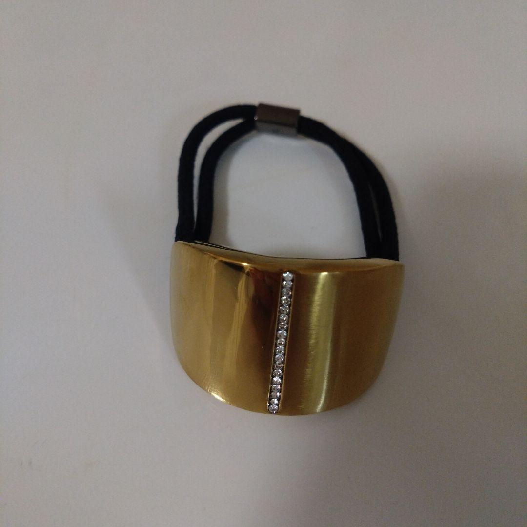 コレットマルーフ　メタル　ダイヤモンド　ポニーカフ　ゴールド