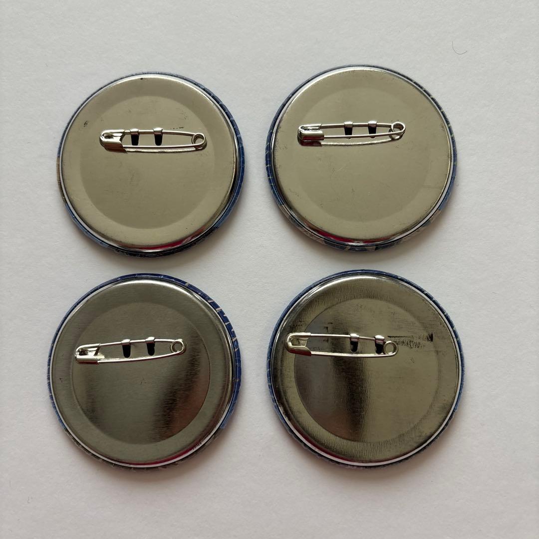 黒子のバスケ 緑間真太郎・青峰大輝・日向順平・今吉翔一 缶バッジ