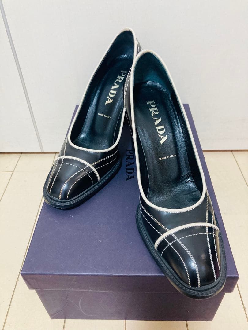 プラダ 37.5 黒系　ハイヒール　美品