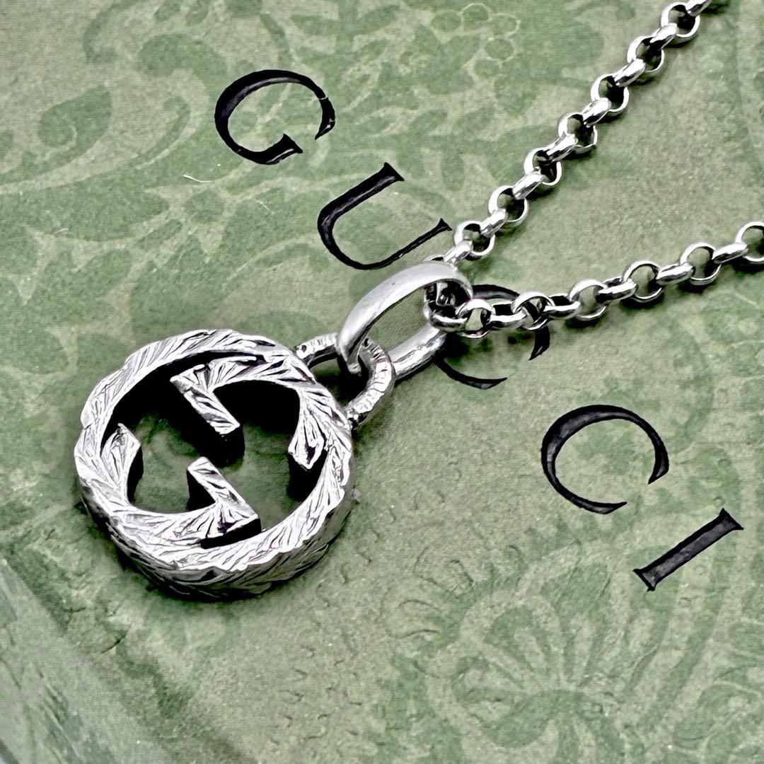 GUCCI　グッチ　インターロッキングG　アラベスク　ネックレス GUCCI（グッチ） ネックレス インターロッキングG アラベスク シルバー