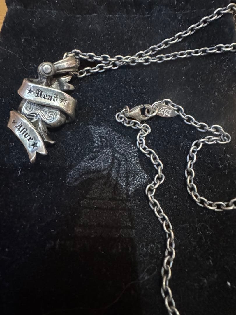 PUERTA DEL SOL PE789 スペードペンダントトップ