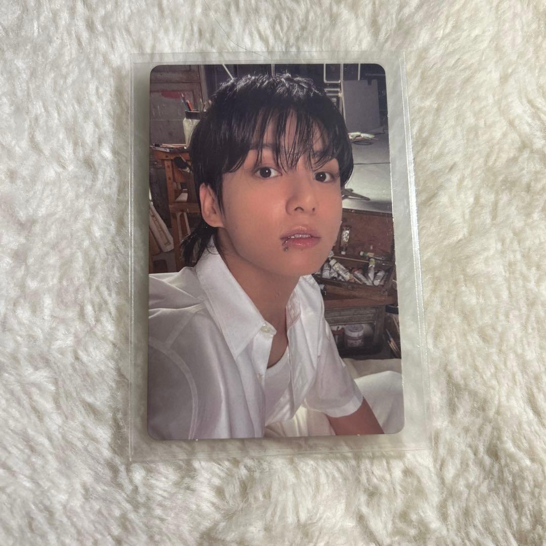 BTS ジョングク グク GOLDEN トレカ - メルカリ