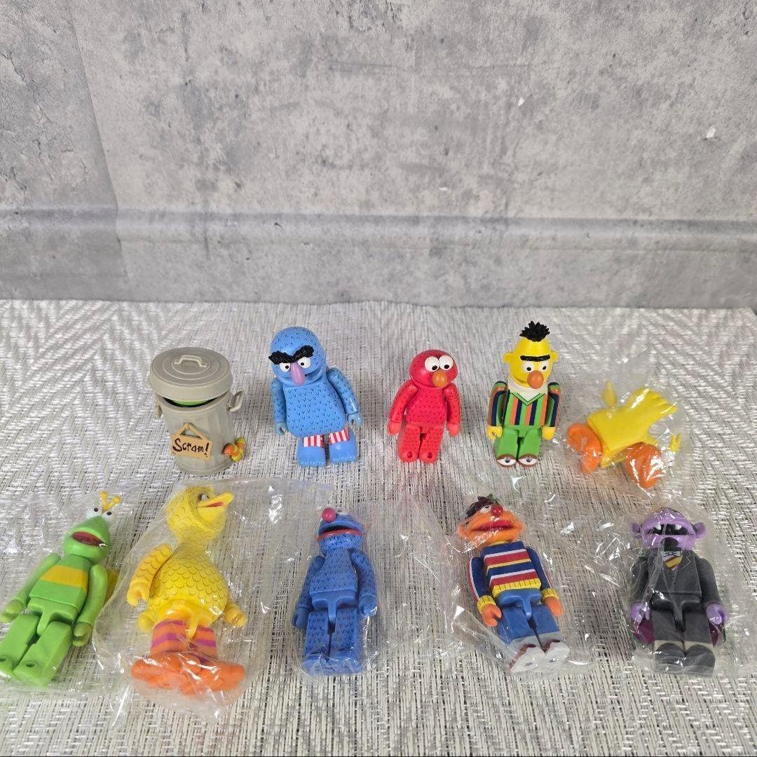 希少　セサミストリート　キューブリック　10体　セット　シークレット　含む 1037385780677045_04_7766w.jpeg
