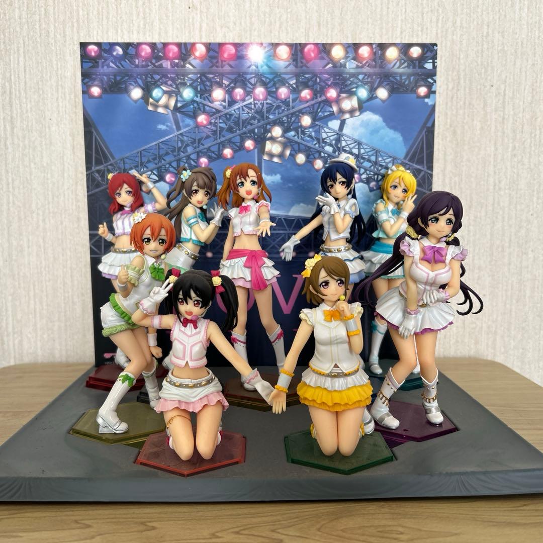 d*4様 ラブライブ First Fan Book フィギュア 全員 ステージ風 d*4様 ラブライブ First Fan Book フィギュア 全員 ステージ風 - メルカリ