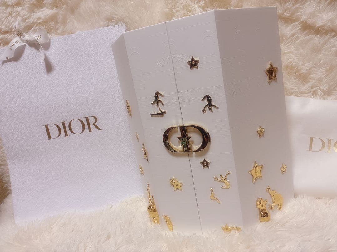 Dior アドベントカレンダー2025 限定