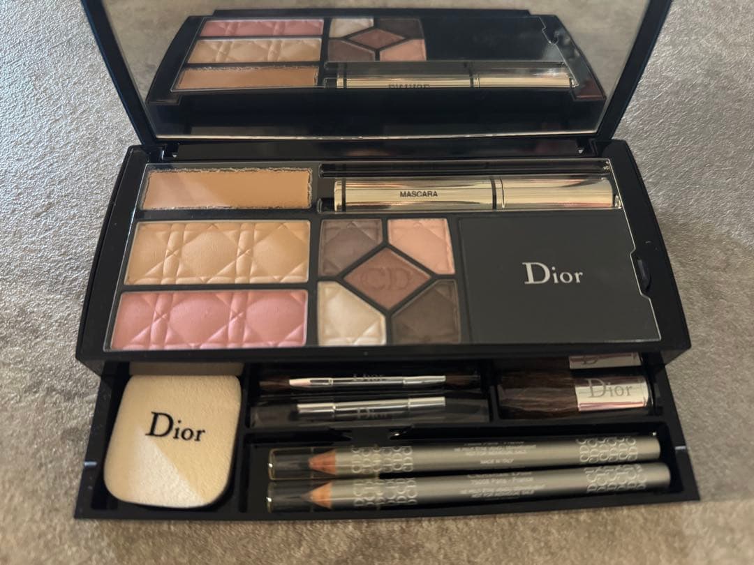 【新品未使用】Dior アイシャドウパレット セット