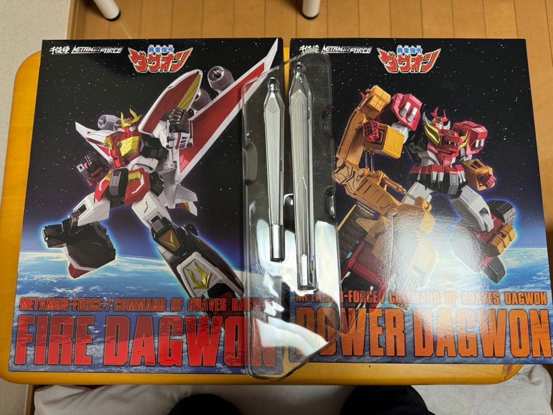 特典有千値練MOR-FORCEファイヤーダグオン&パワーダグオン 千値練より『勇者指令ダグオン』「METAMOR-FORCE ファイヤーダグオン
