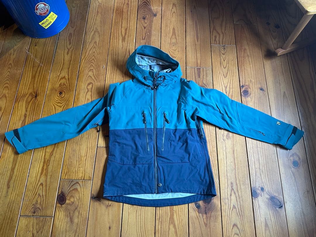 【XSサイズ】P.RHYTHM SMILE JACKET 女性着用