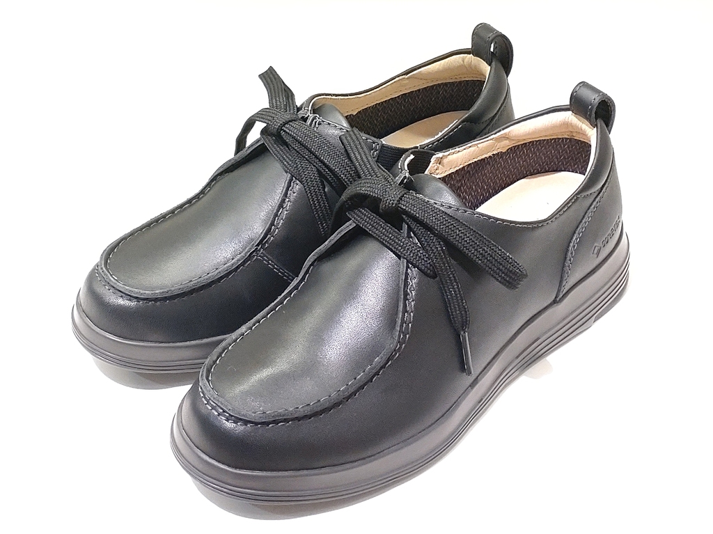 ⑥突然の雨でも大丈夫！ゆったりチロリアンシューズ～「HC48」 | 靴の