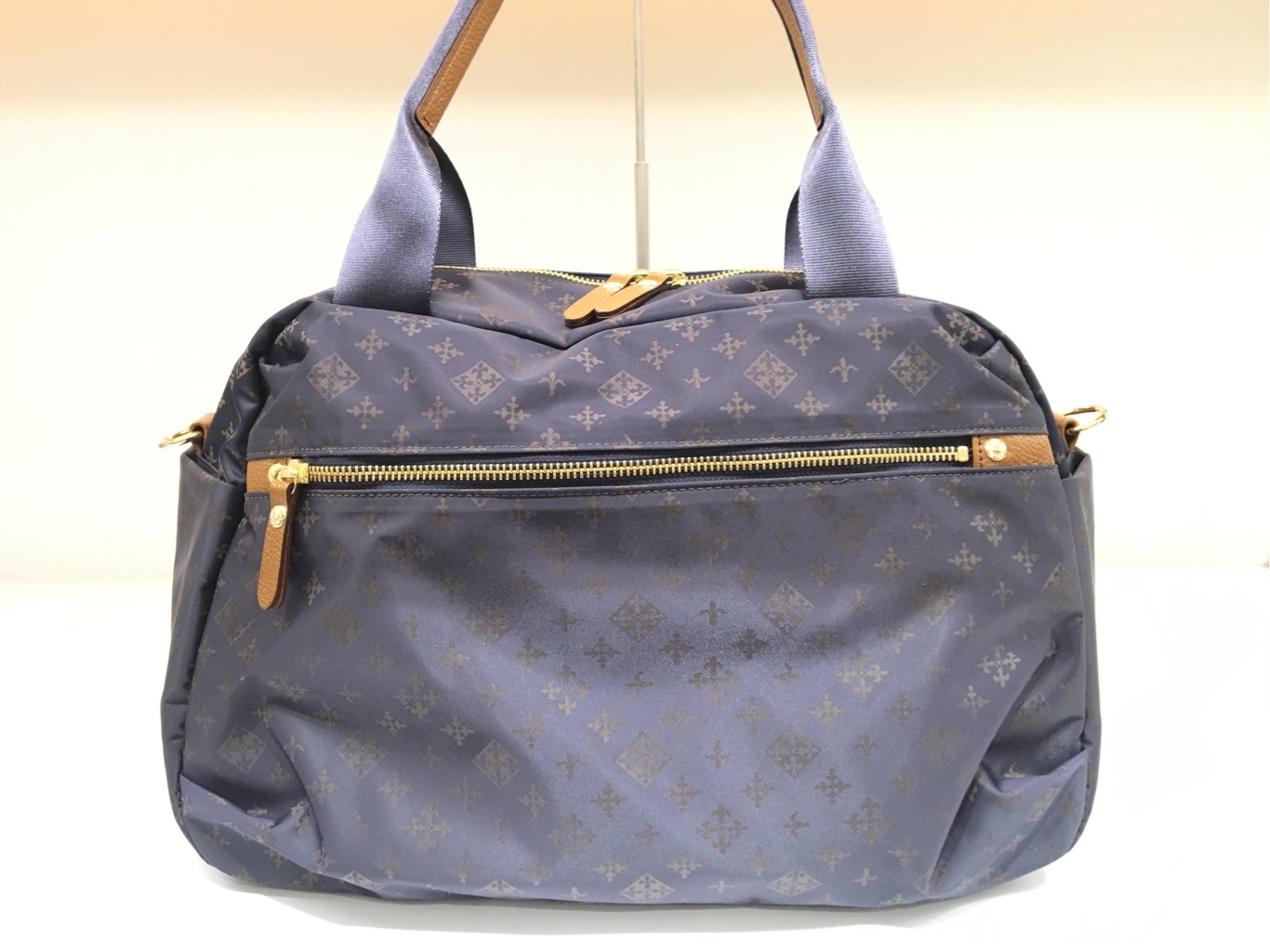 ラシット横浜ジョイナス店☆旅行におすすめ♪ボストンバッグのご紹介