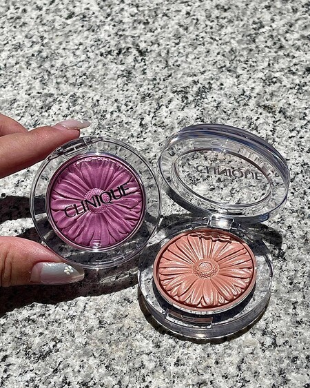 イーブン ベター ブライター ミルキー ローション〈医薬部外品