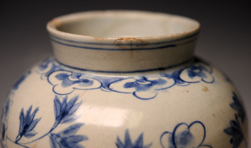 李朝 染付 花文壺 朝鮮古美術 | 骨董品買取 古美術遊美 西宮・芦屋・宝塚