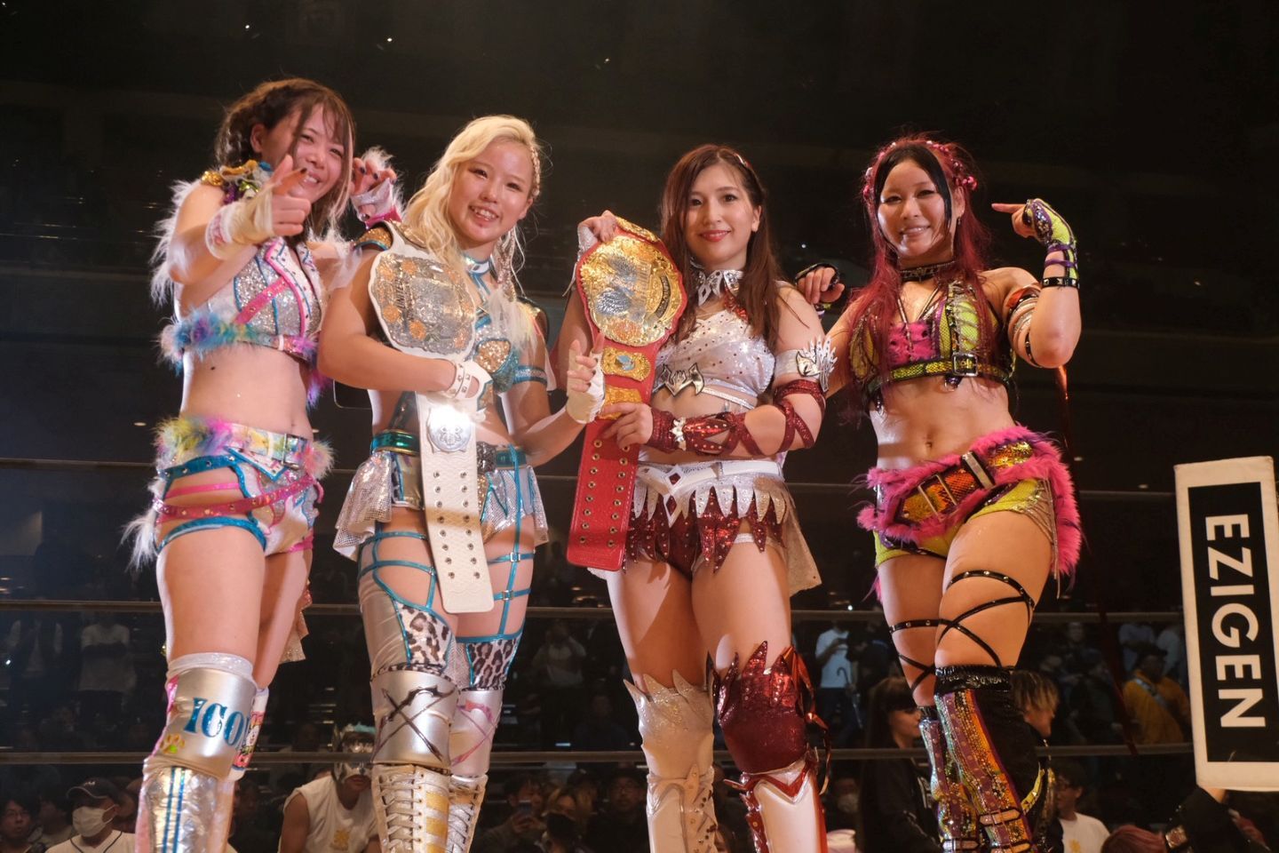 女子プロレス マリーゴールド IYO SKY 岩谷麻優 B2ポスター WWE