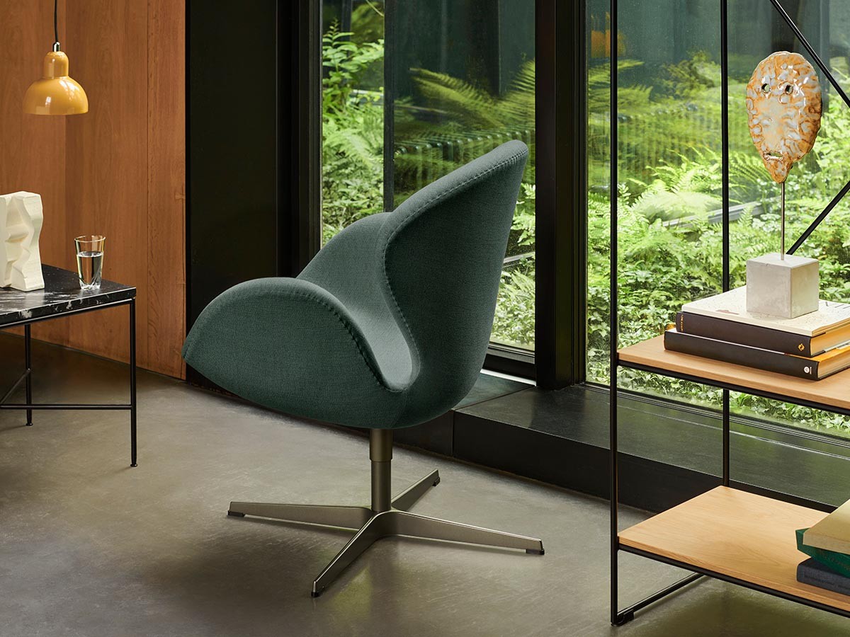 FRITZ HANSEN Right Now Delivery SWAN / フリッツ・ハンセン スワン