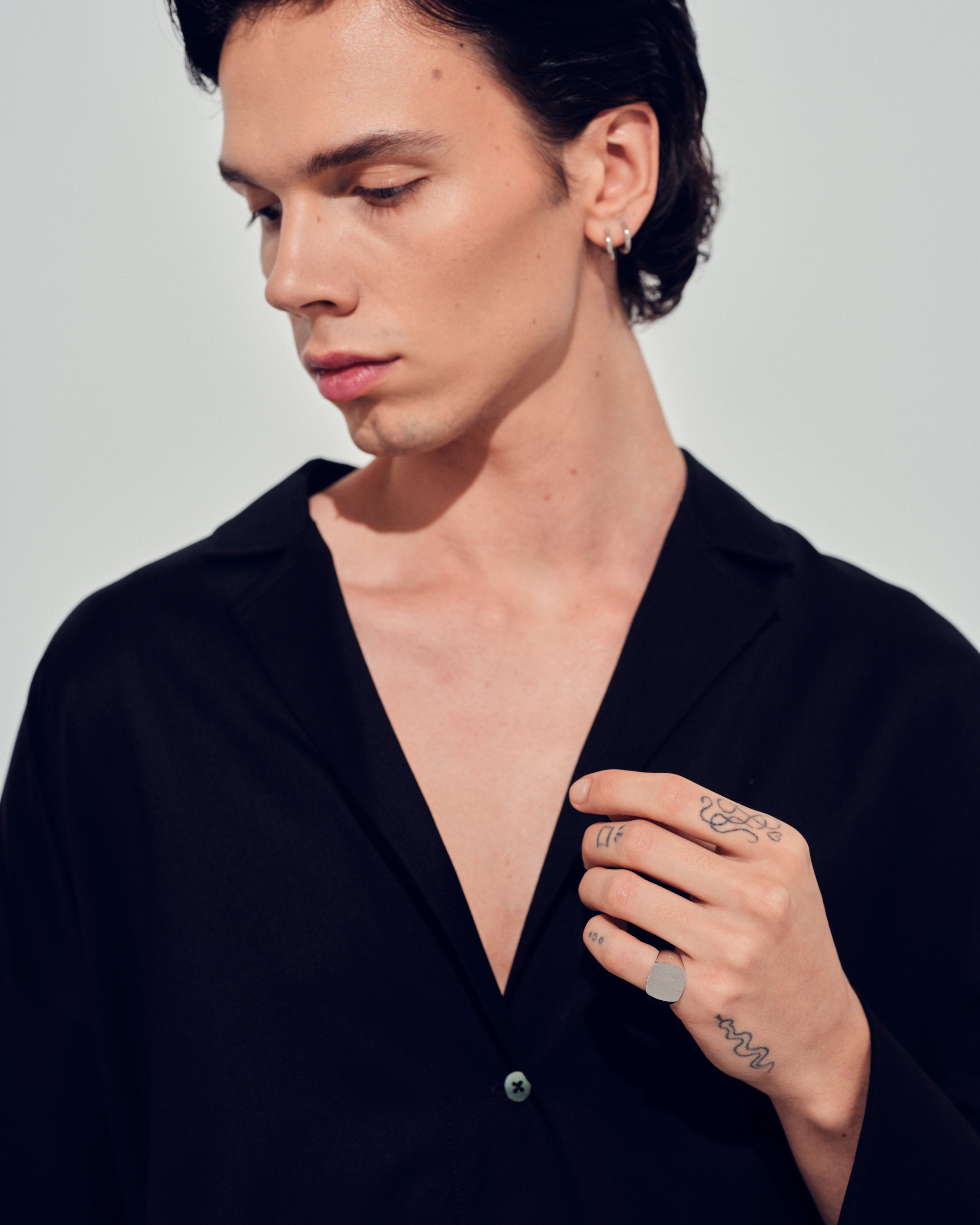 Tom Wood Cushion Satin Ring | Stattics - Mens Designer Jewellery