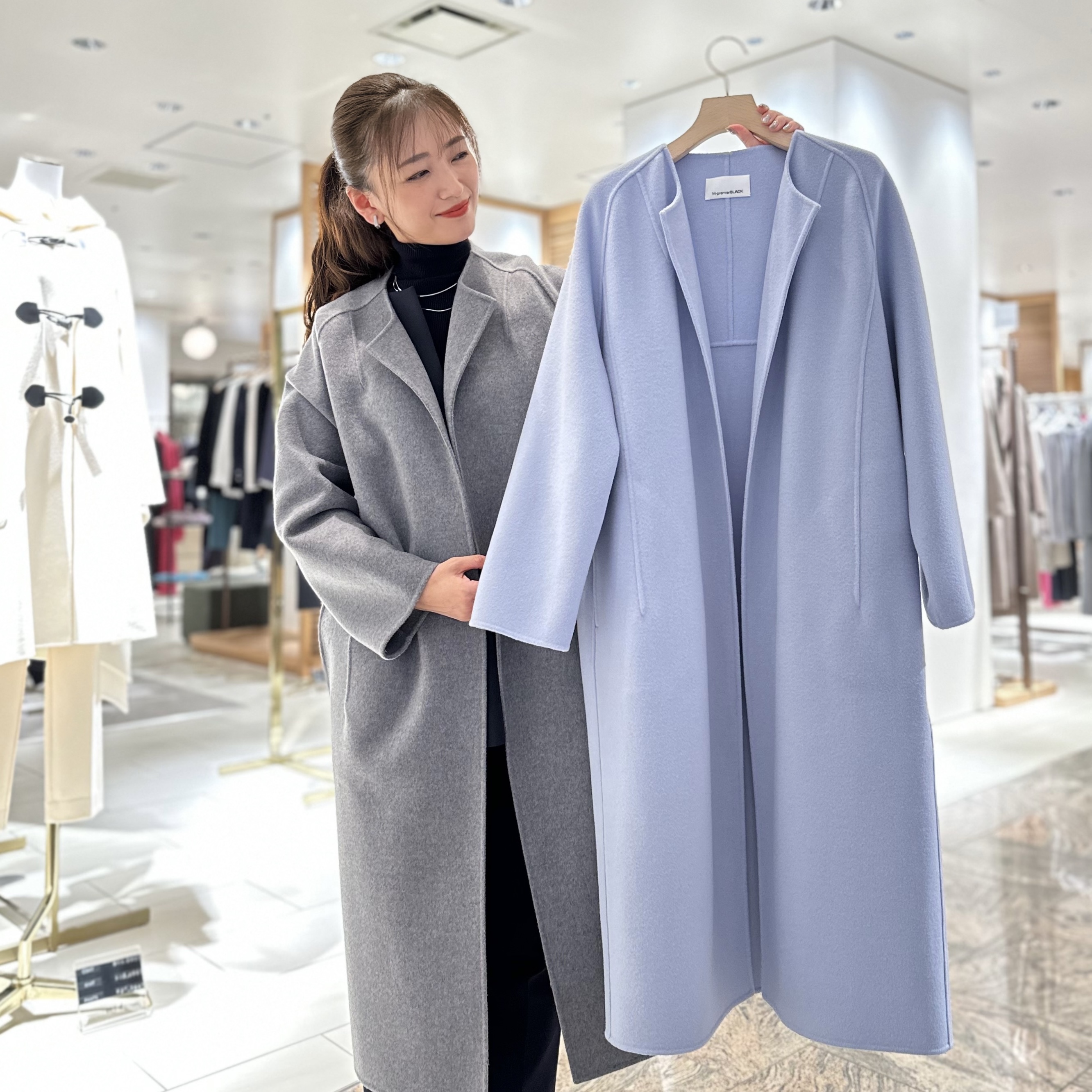 RECOMMEND ITEM / 新作アウター、“ ラムリバーノーカラーロングコート