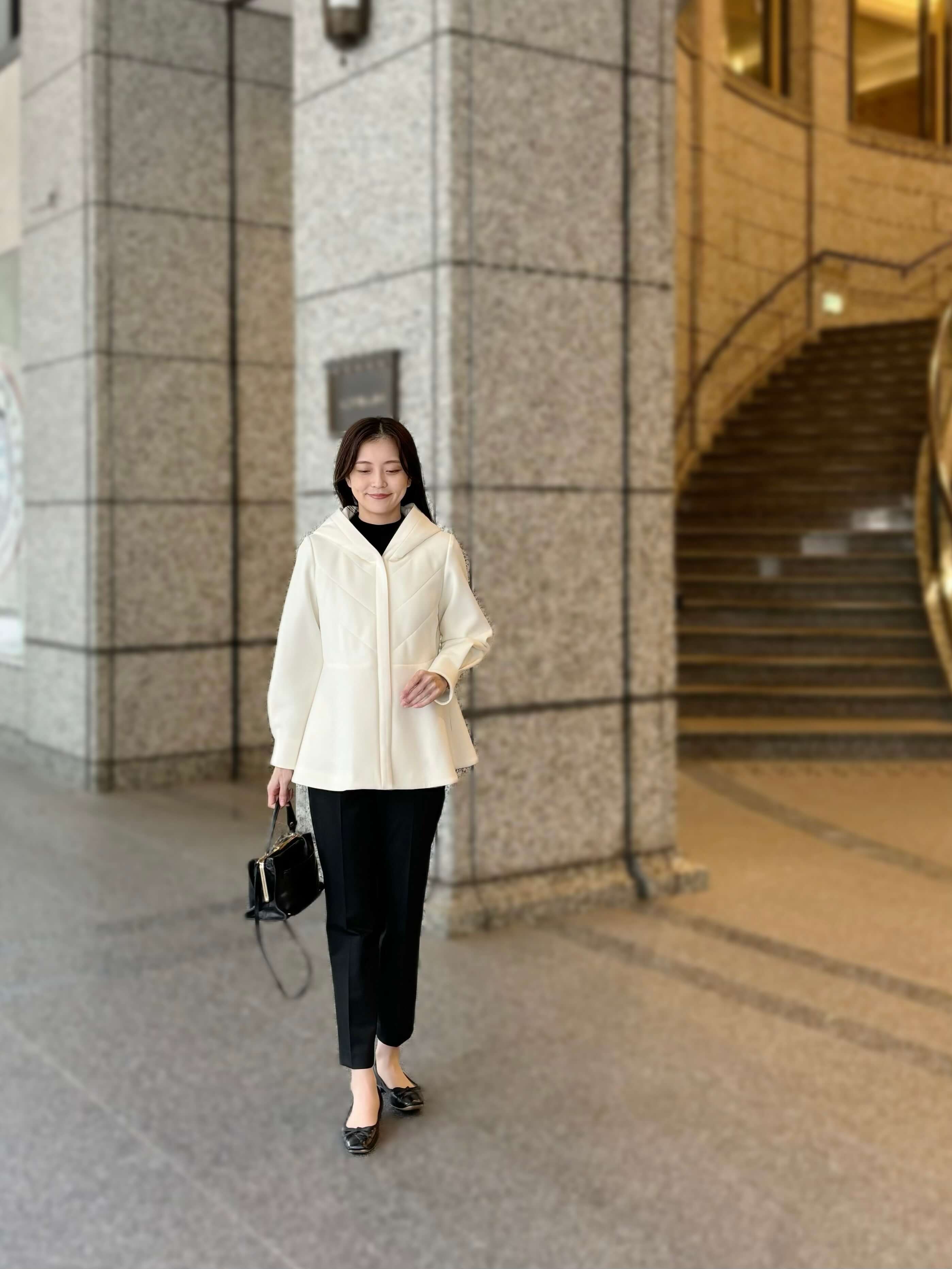 SALE】マークダウンアイテム＜ダンボールニットペプラムジャケット＞を