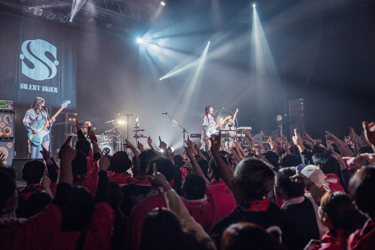 SILENT SIREN機材紹介】2025.12.30@Zepp DiverCity (TOKYO) SILENT