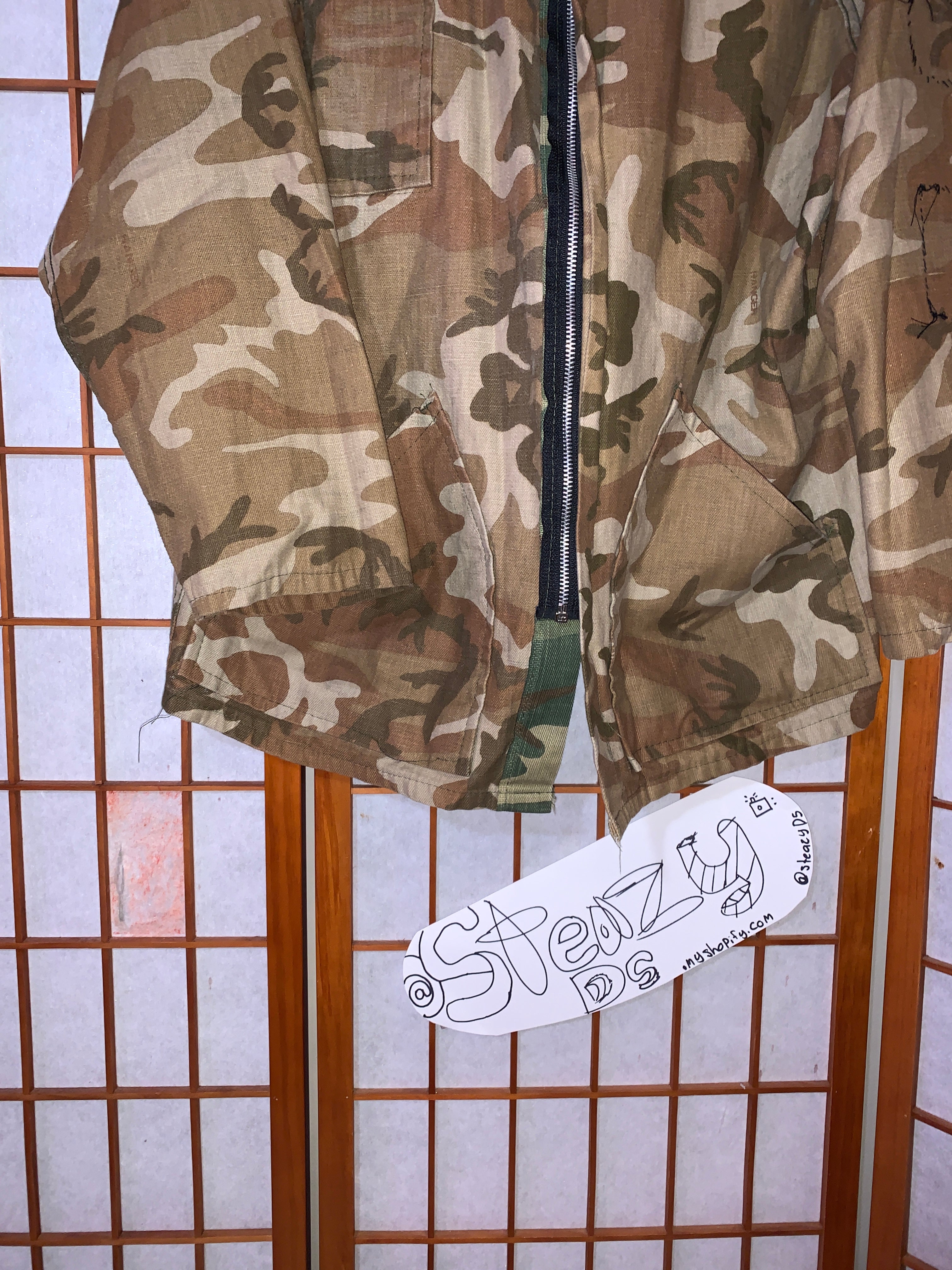 Rugged, Reversible Camo Jacket (WITH PATCHES) – Steazy Ds