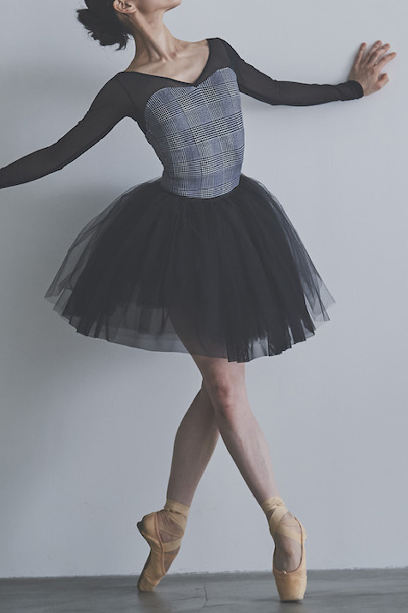 stina / type H half sleeve / glen check black