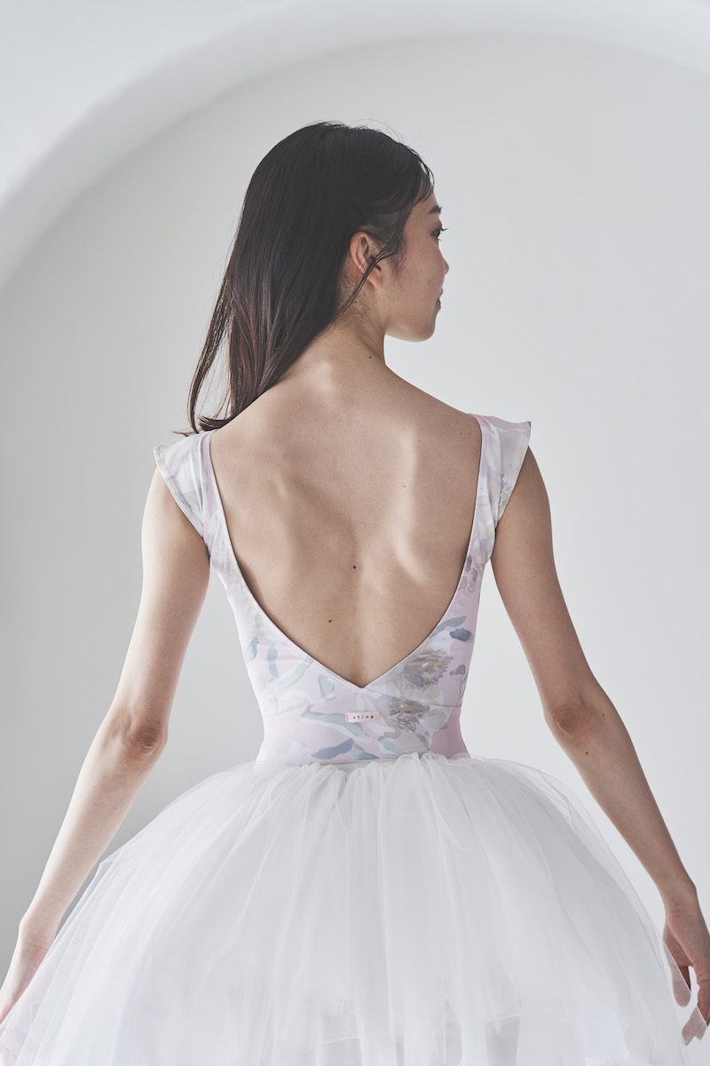 stina / type K boat neck / big magnolia strawberry milk