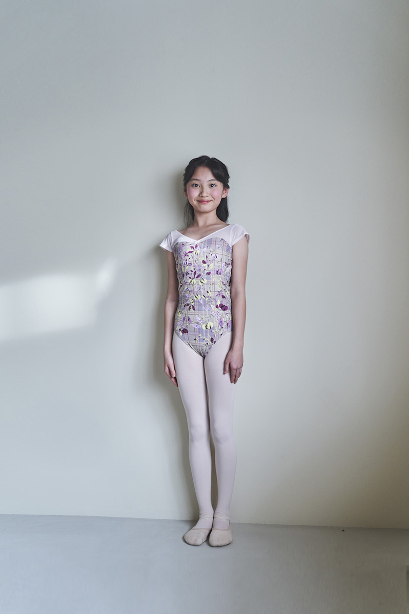 stina / type H half sleeve / hide and seek beige / kids / girl