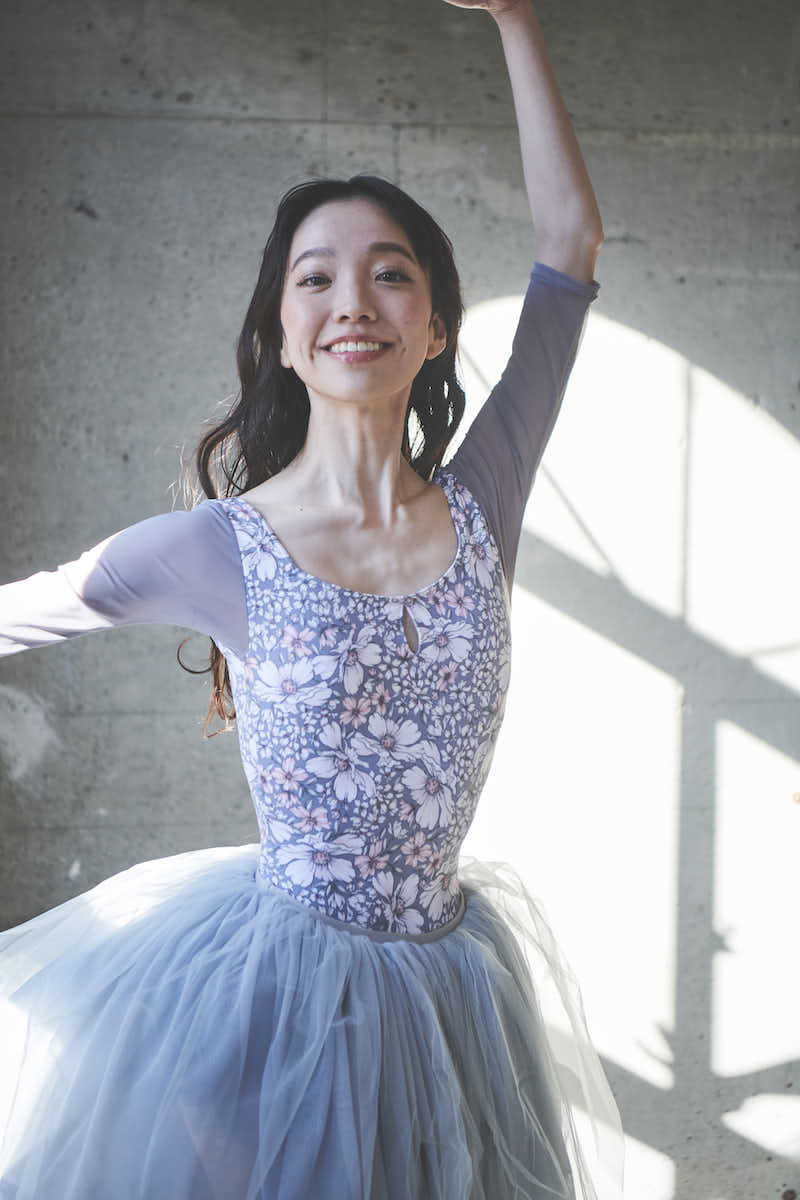 stina / type U ballerina + / Harmony gray