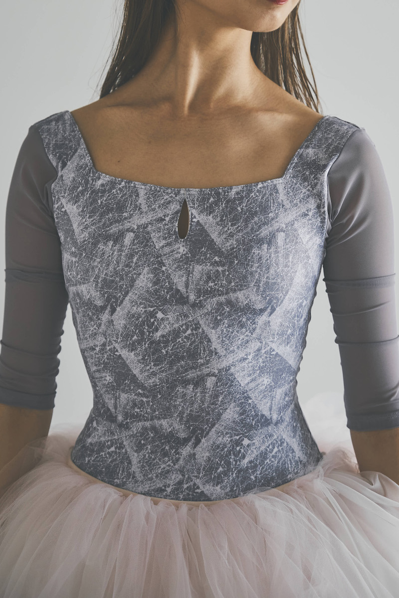 stina / type U ballerina + / gray core