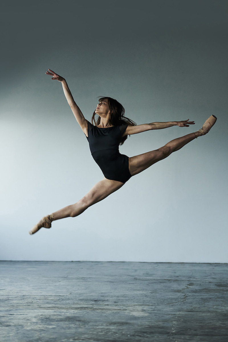 stina / BLACK stina type O square