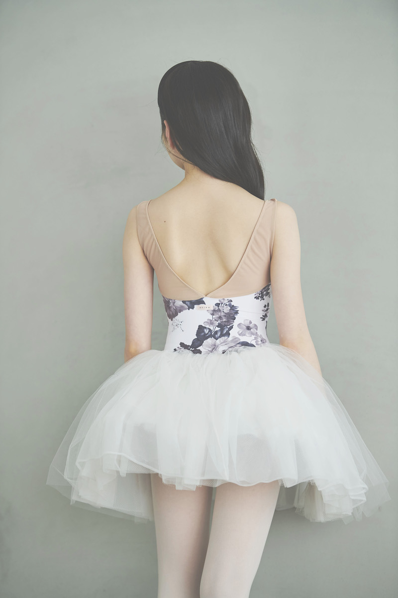 stina / type X common sense / dreamy white / kids / girl