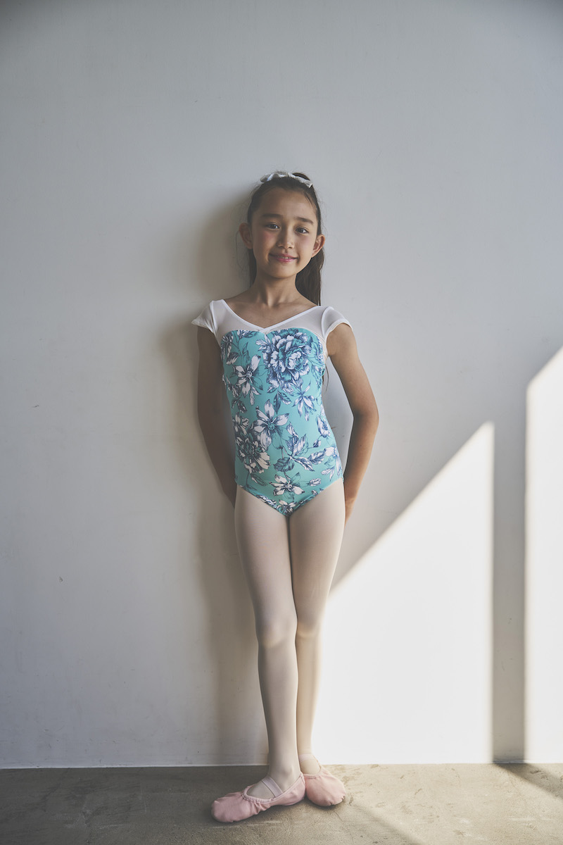 stina / type H half sleeve / Diana emerald / kids / girl