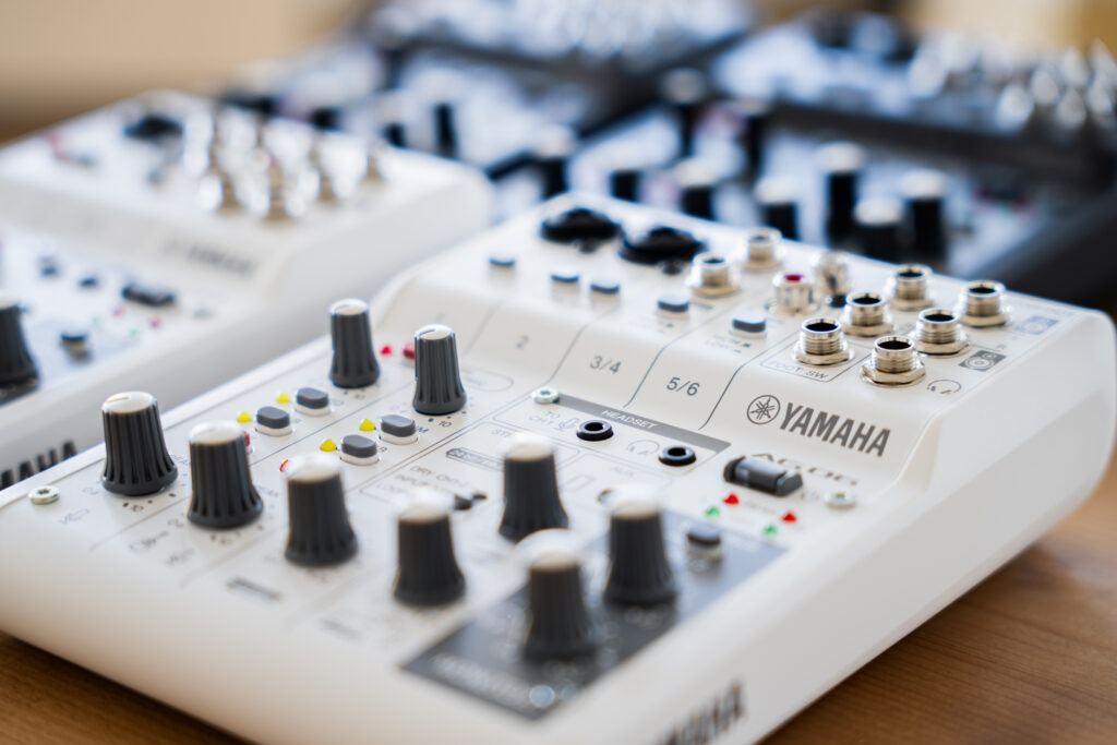 YAMAHA AG03MK2 / AG06MK2 Review: Essential Guide for Live