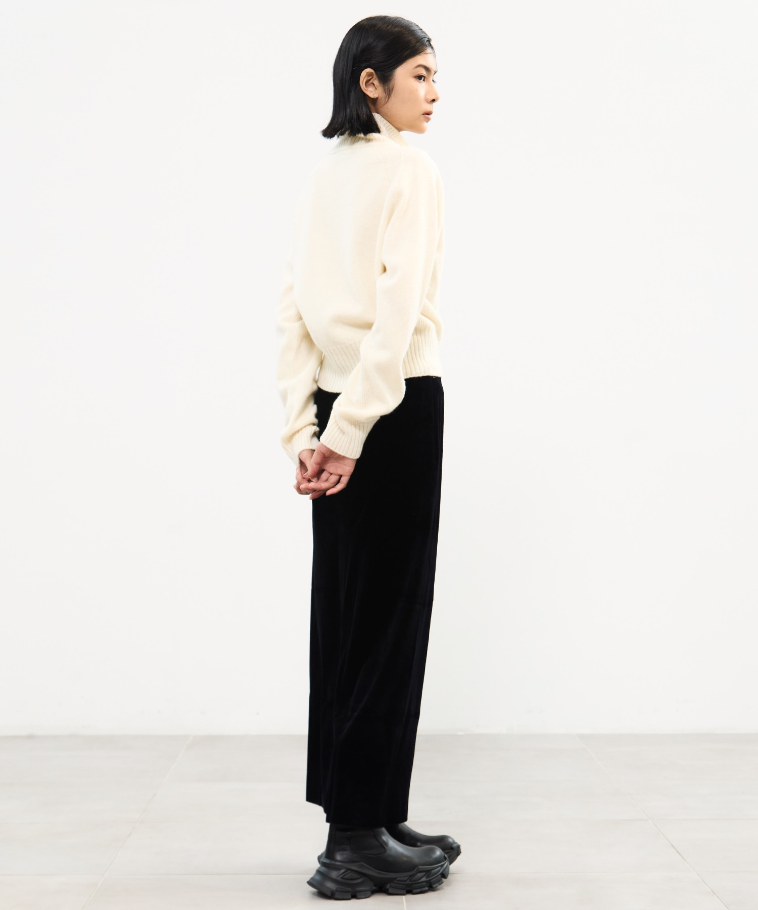 Cashmere Wool Drivers Knit(FREE OFF WHITE): STUDIOUS: WOMENS