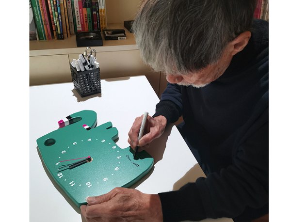 今なら購入可能】限定300台！五味太郎さん直筆サイン＆シリアル