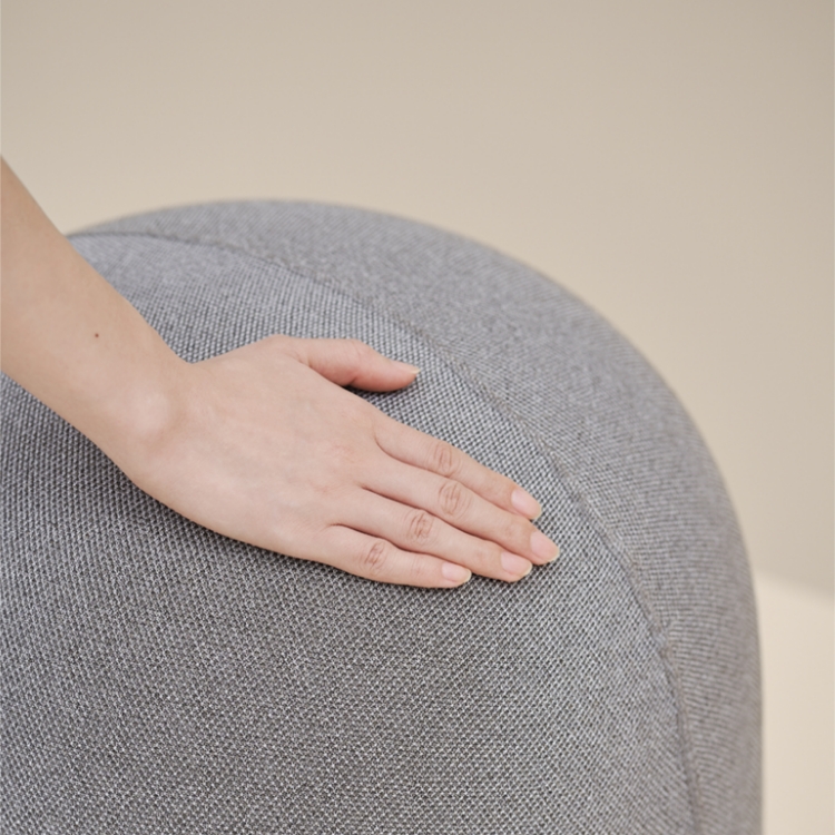 ＆MEDICAL/MALLOW オーバルバランスボール ニット -場所を取らず座り