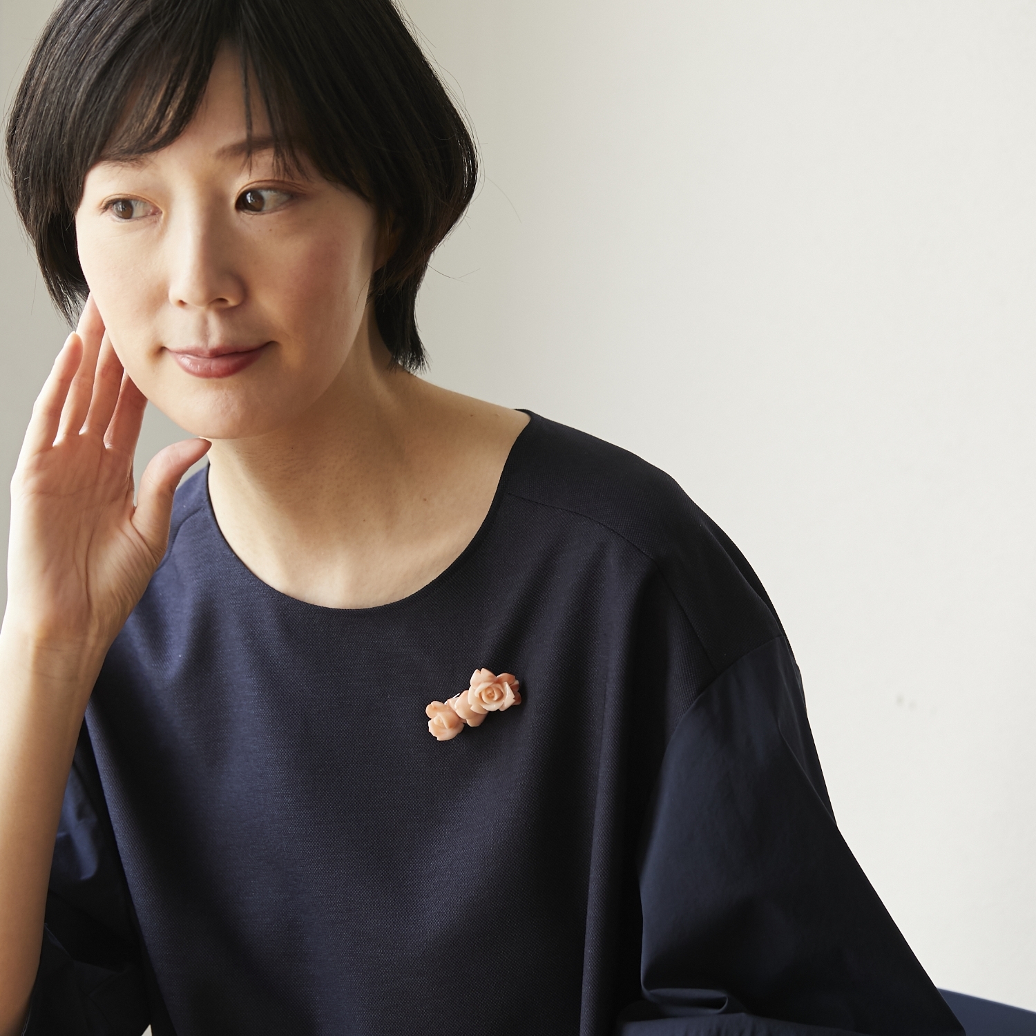 高知の珊瑚ブローチ大 薔薇K -【当店限定】すべて1点もの、高知から