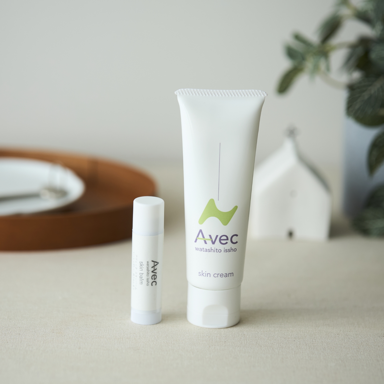 Avec/スキンクリーム -髪から足元まで使える、シンプル処方のマルチ
