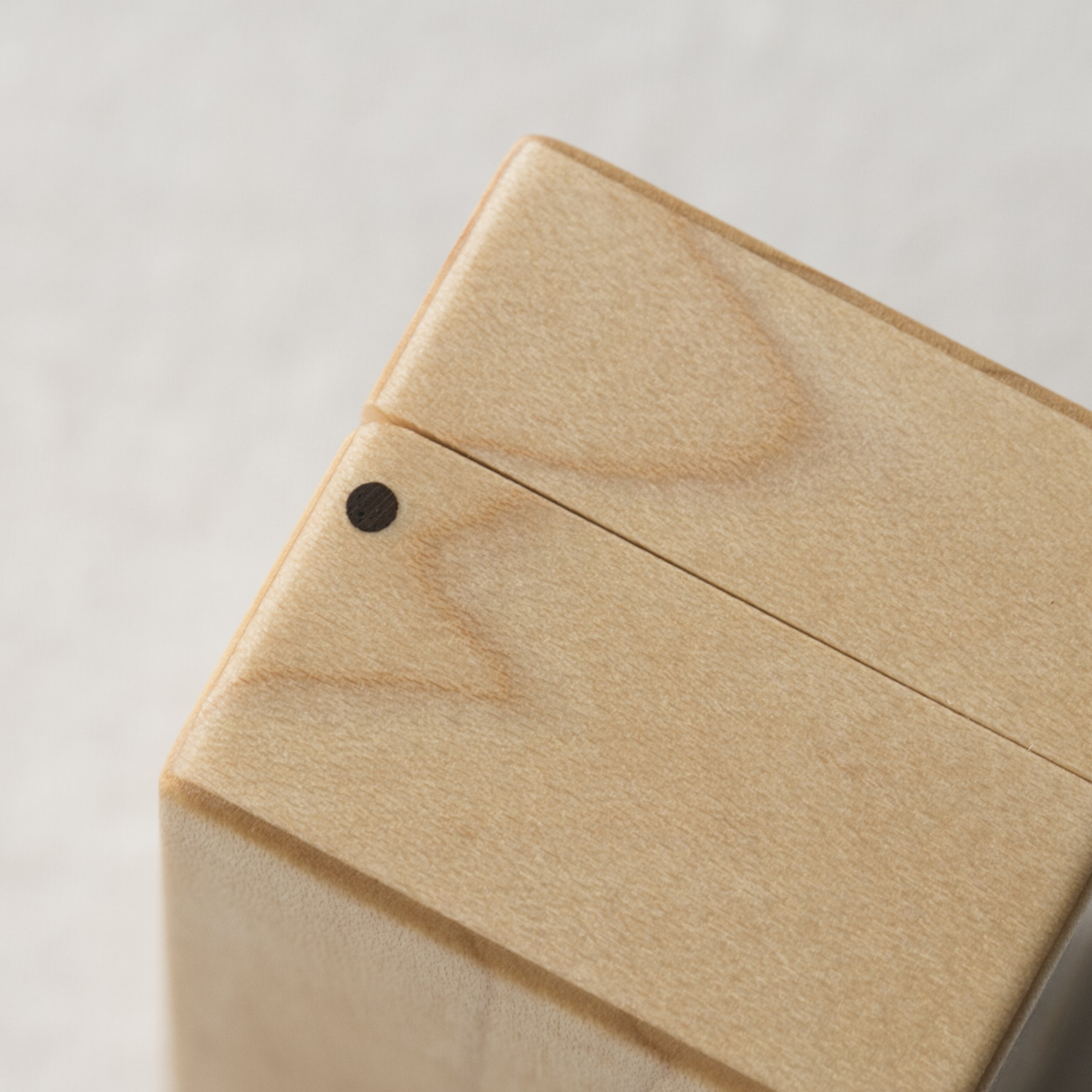 丹野製作所/指輪入 ツイン -大切な思いとともに使いたい、木の指輪