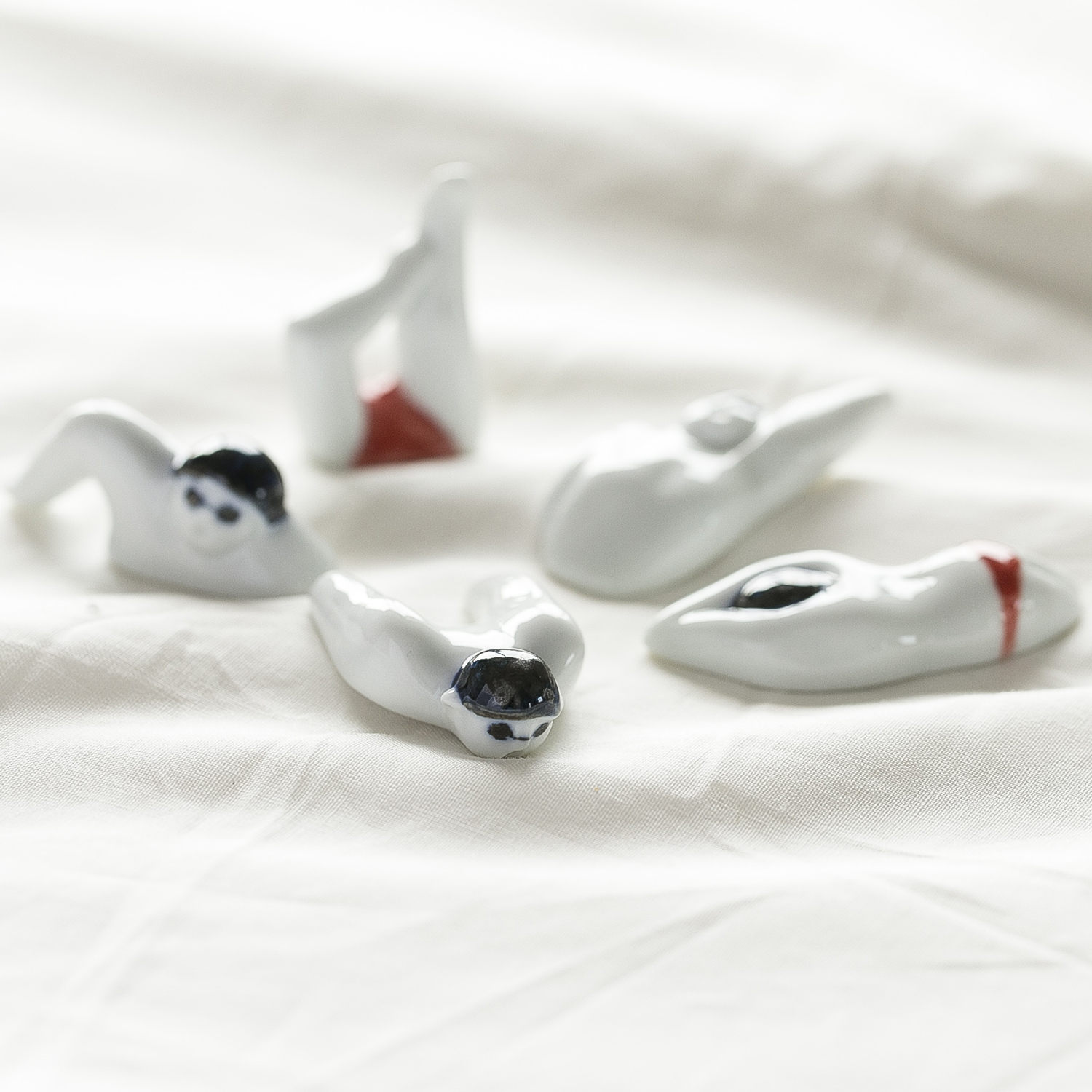 sen/箸置き スイマー 5種セット -スイスイ泳ぎながら、食卓を楽しくし