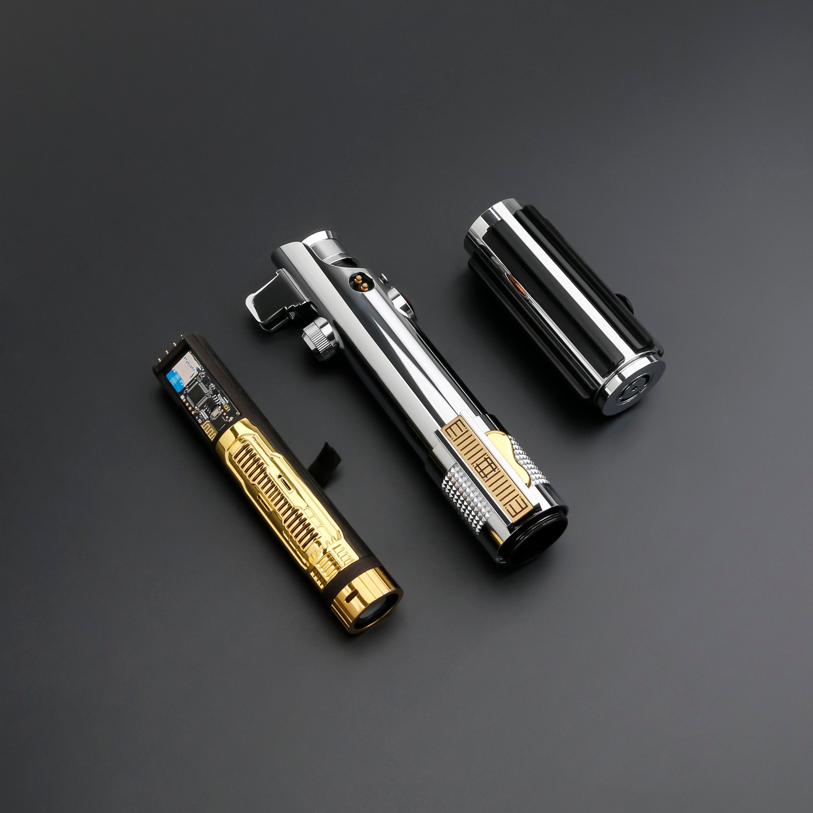 アナキン・スカイウォーカー EP3 ライトセーバー | アソーカ TV