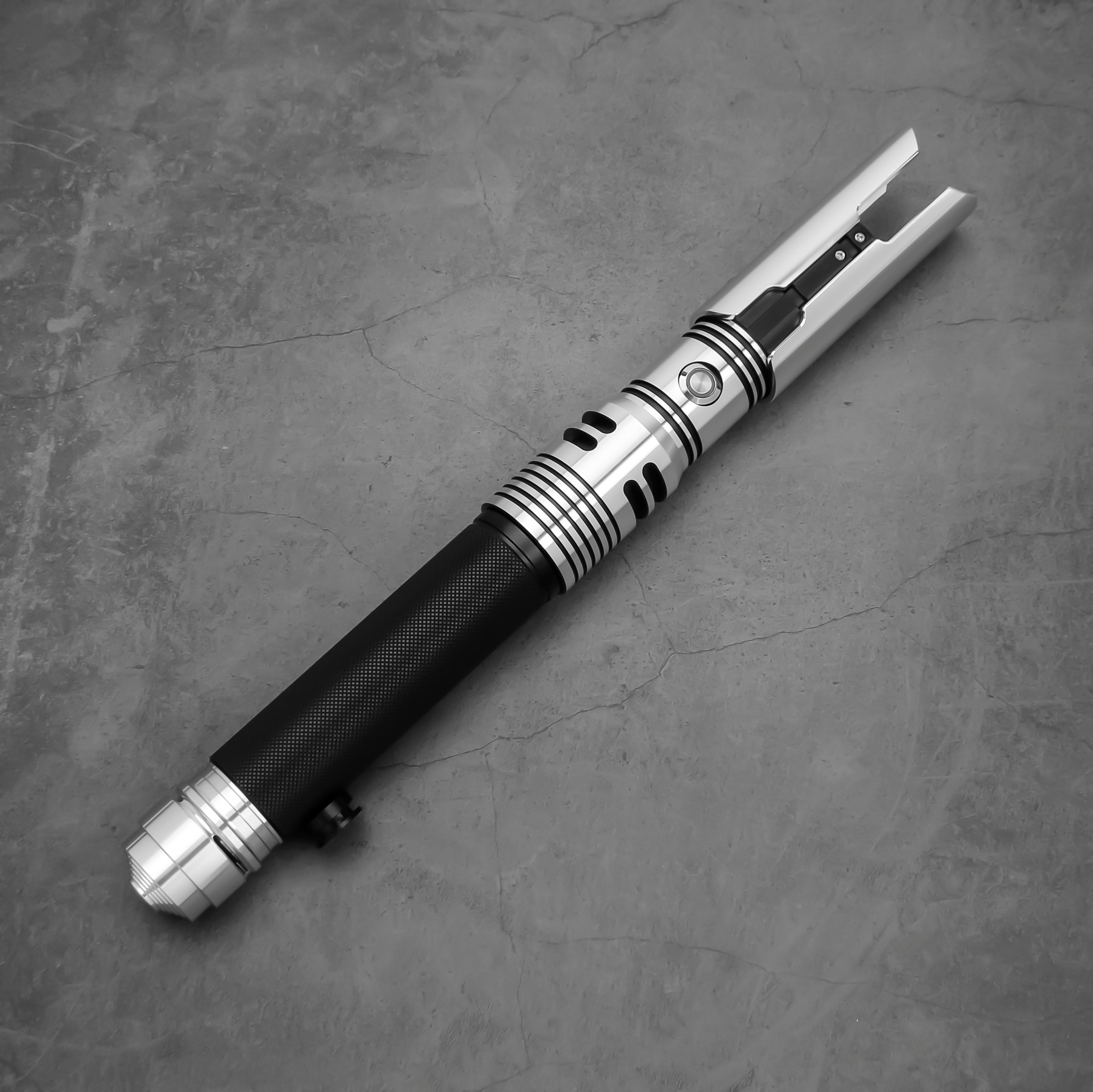 カル・ケスティスSE ダブルブレード仕様の決闘用ライトセーバー