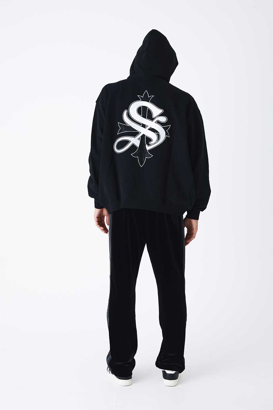 Boxy Fit Cross Logo Hoodie｜SUPPLIER｜フーディー